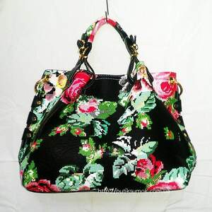 Женская сумка Tommy Hilfiger Black-MultiFloral  246