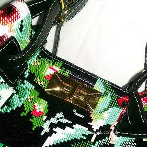 Женская сумка Tommy Hilfiger Black-MultiFloral  246